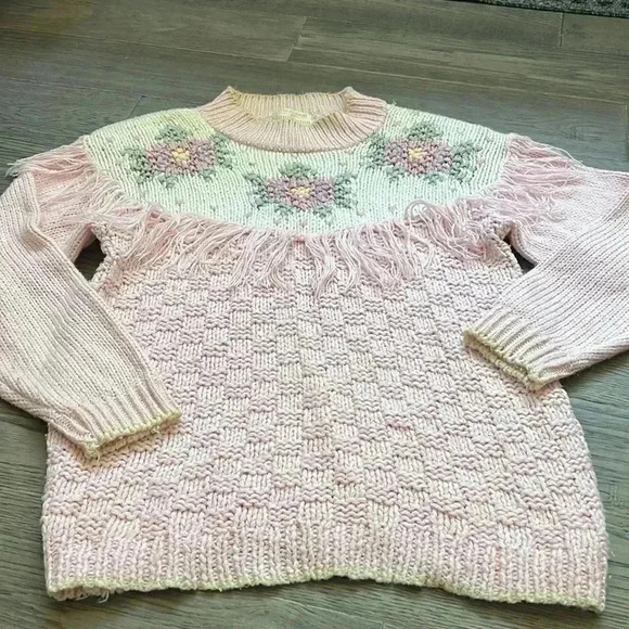 🔥huntington Ridge🔥 | Vintage 1980’s hand knitted pink sweater with flowers - Picture 2 of 11